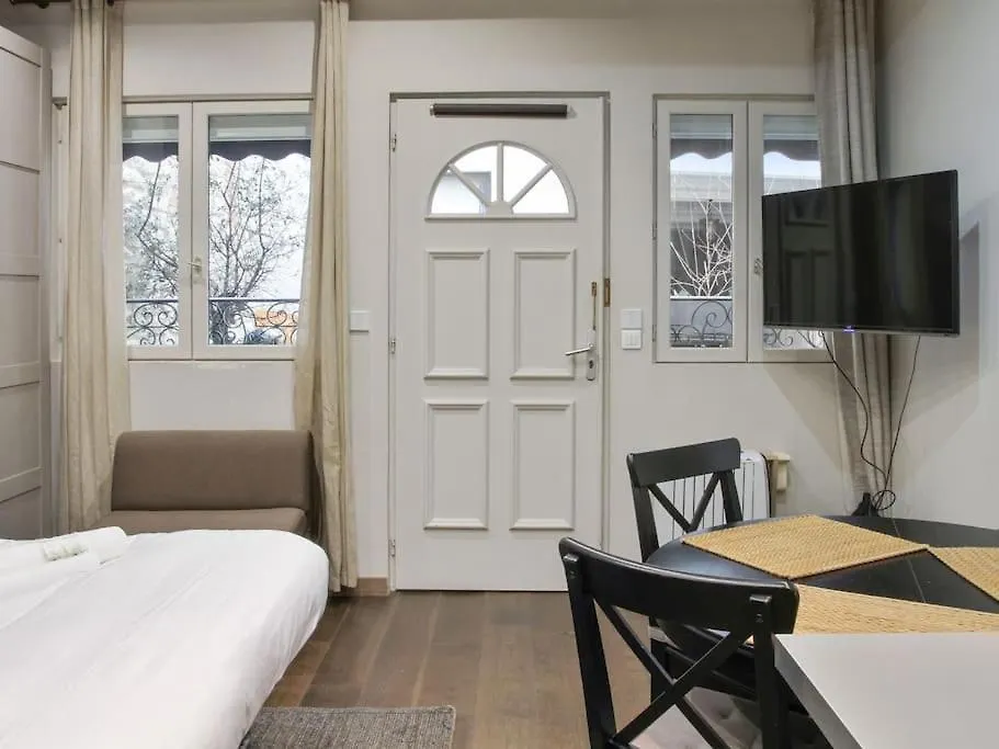 La Du Louvre Apartmán